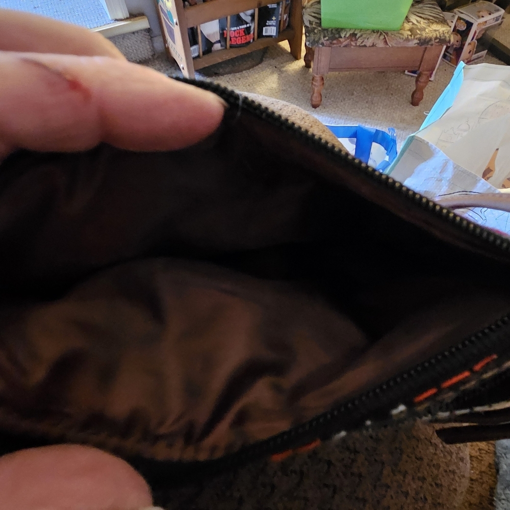 Wristlet - Picture 4 of 7